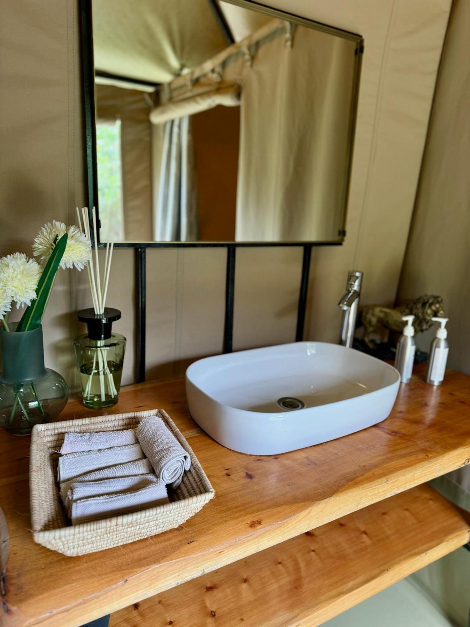 Olkinyei Mara Tented Camp Talek エクステリア 写真